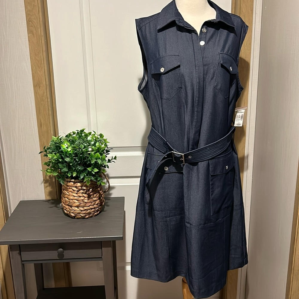 NWOT Dress barn sleeveless dress